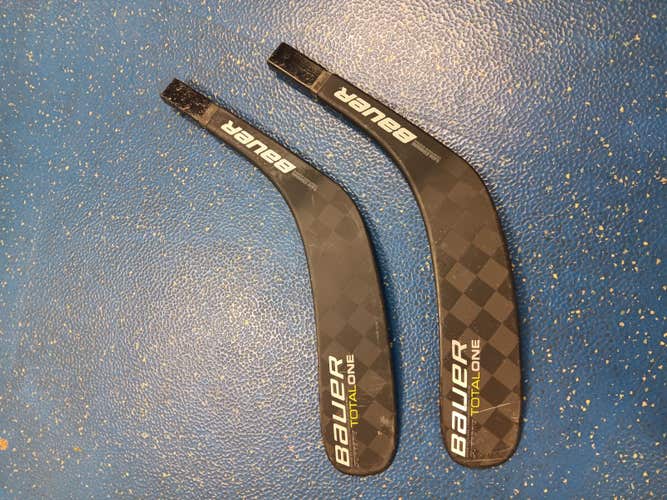 2 New Bauer Supreme TotalONE P92 Stick Blade