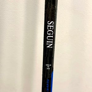 Pro Stock Tyler Seguin Bauer APX Stick - RH - 95 Flex - P92