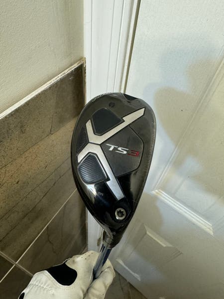 Titleist TS3 Hybrid 19* Stiff Flex Graphite Right Handed