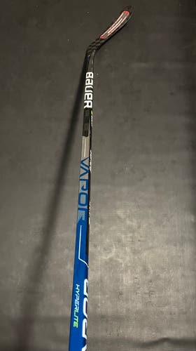 New Senior Bauer Right Handed P28 Vapor Hyperlite Hockey Stick
