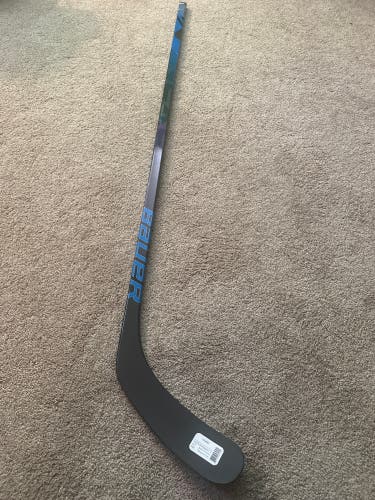 New Intermediate Bauer Left Hand P92 65 Flex Nexus N37 Hockey Stick