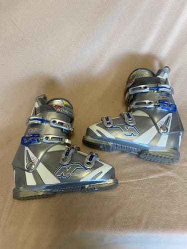 Used Women's Nordica All Mountain Olympia 8 Ski Boots