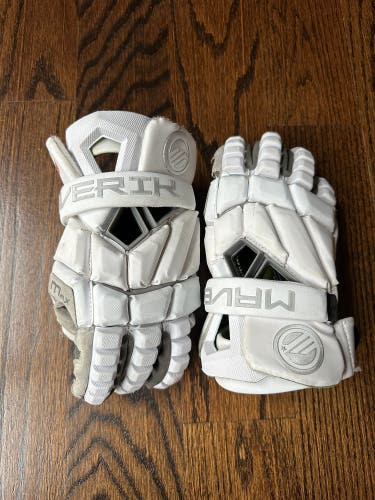 Used Express Maverik 10" (Small) Max Lacrosse Gloves