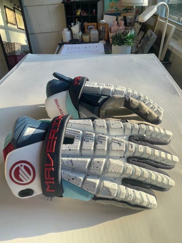 2024 maverick showtime shift gloves unreleased adult