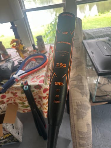 Used AXE BBCOR Certified (-3) 28 oz 31" Avenge Bat