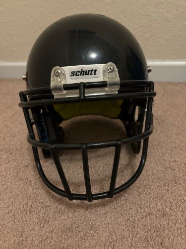 Used Medium Schutt AiR Standard V Helmet