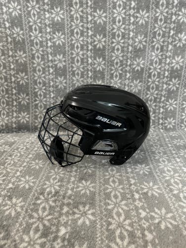 Used Black Small Bauer Hyperlite 2 Helmet