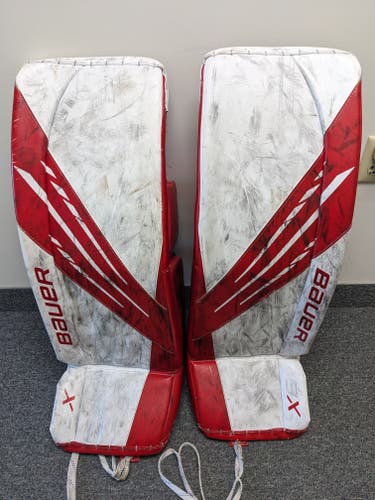 Used Large Bauer Vapor 3X Goalie Leg Pads