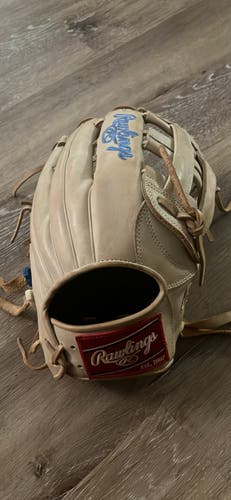 New  Outfield 12.75" Heart of the Hide Baseball Glove