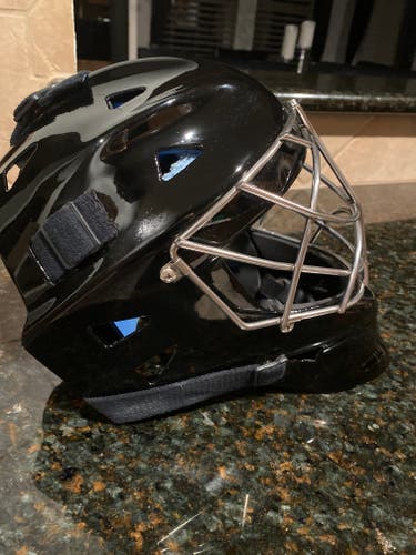 Used Senior Medium Eddy Black Goalie Mask