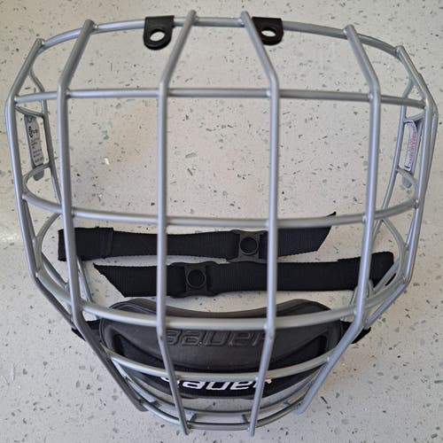 Used Large Bauer Profile II Facemask Full Cage