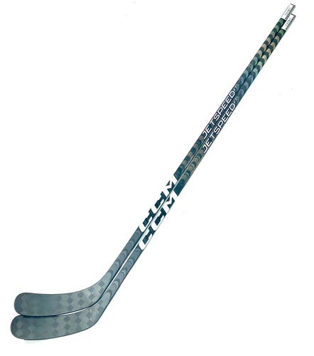 New 2 pack CCM Jetspeed FT5 Pro (chrome) Pro Stock - RH, P29, 100 Flex