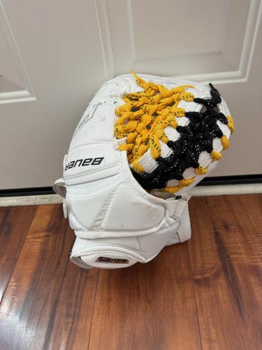 Used Bauer GSX Regular Junior with custom lace pocket