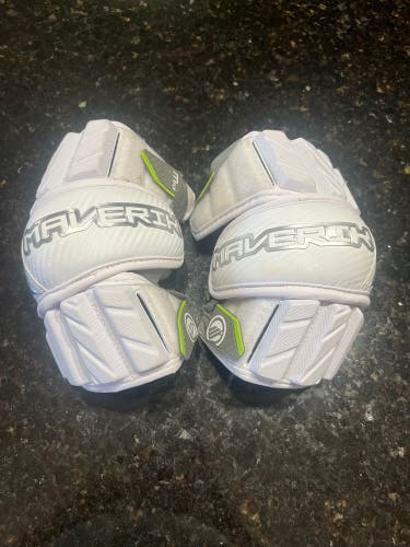 Maverick Max Elbow Pads