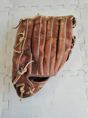 Used Wilson Force 13" Fielders Gloves