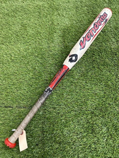 Used DeMarini Vendetta C6 Bat (-12) Composite 17 oz 29"