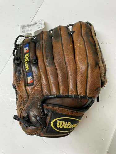Used Wilson Staff 11 1 2" Fielders Gloves