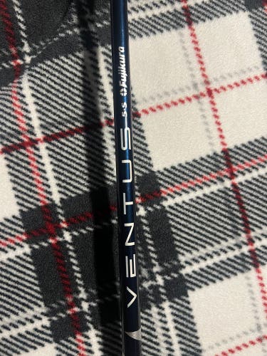 Used Men's Fujikura Senior Flex Ventus Shaft