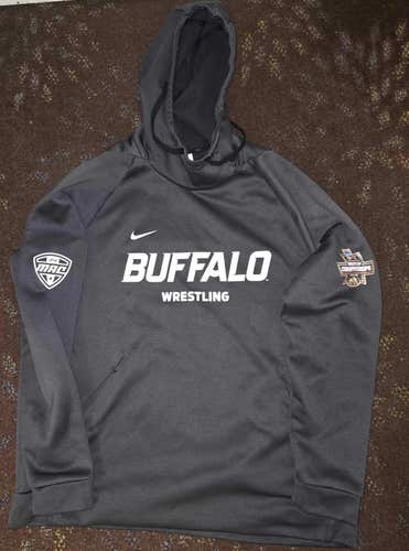 University at Buffalo UB Bulls Wrestling 2023 NCAA Championships Team Issued Nike Hoodie XL