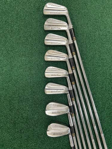 Walter Hagen International REG 385 Golf Club Iron Set MRH 2-9 Stiff Flex Steel