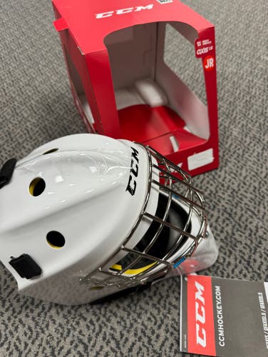 CCM AXIS 1.5 Junior White goal helmet