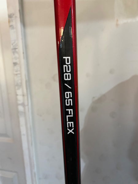 New Bauer Right Handed P28 Vapor X4 Hockey Stick