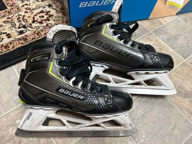 Used Bauer Elite Hockey Goalie Skates Size 5 Fit 1