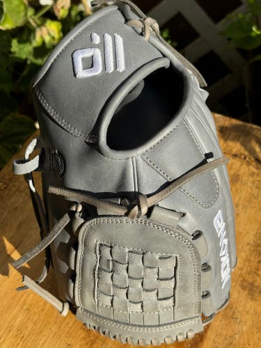 Nokona AmericanKIP AMG1150 Baseball Glove - Premium Quality, Lightly Used