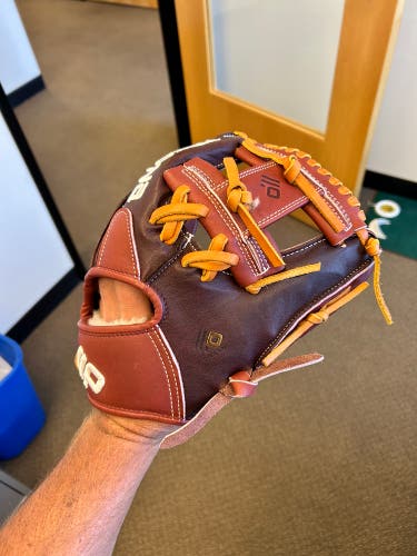 Nokona 11.25” P4 Edge Bloodline RHT Baseball Glove