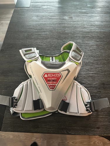 New Large Maverik MAX EKG Shoulder Pads