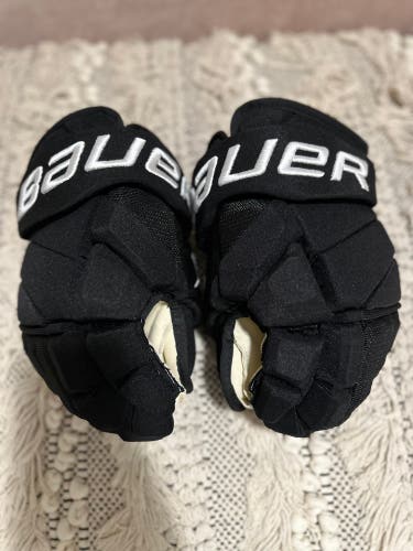 Bauer Hyperlite Pro Stock Gloves