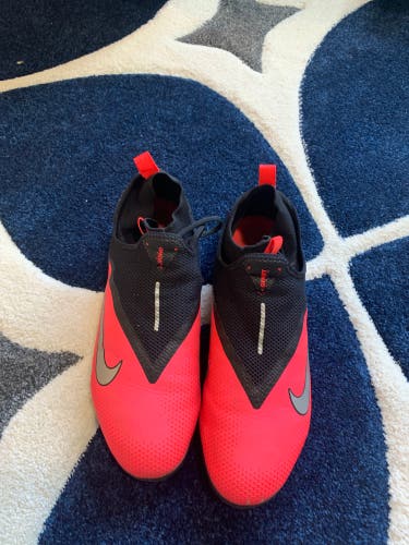 Pink Used Men's Nike Indoor Phantom VSN Cleats