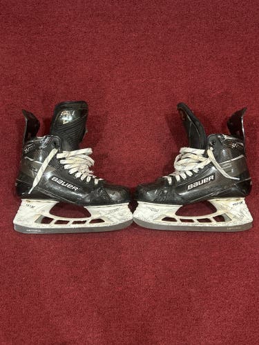 Used Bauer Supreme Ultrasonic Skates Size 9CN Pro stock Item#UTSS9