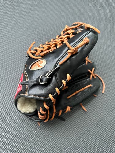 Used Right Hand Throw Rawlings Pitcher's Pro Preferred Baseball Glove 11.75"