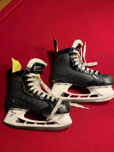 Bauer Supreme S27 Hockey Skates