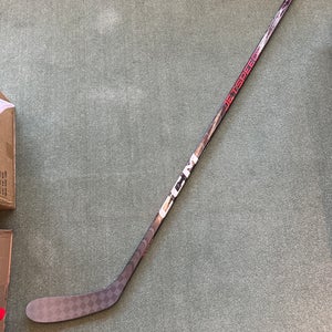 CCM Jetspeed FT5 Hockey Stick - P28 85 Flex