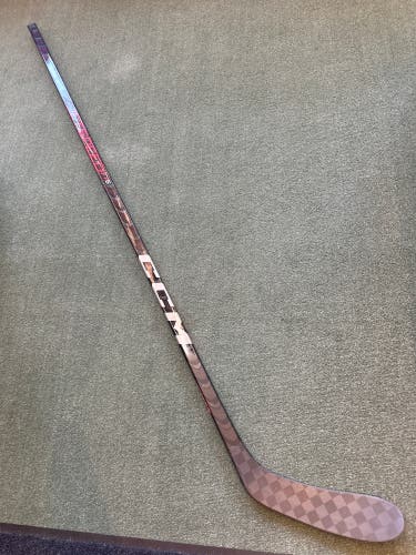 CCM Jetspeed FT5 Hockey Stick - P28 85 Flex
