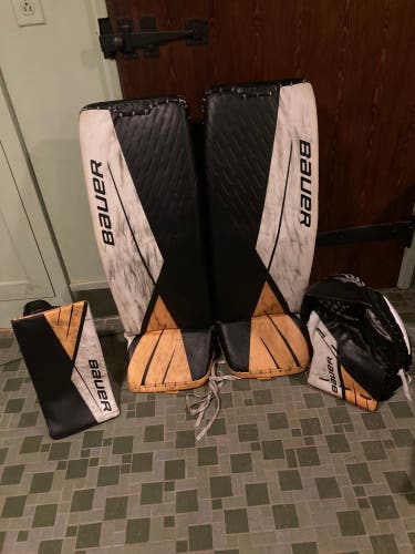 Used  Bauer Regular Pro Stock Ultrasonic Goalie Full Set