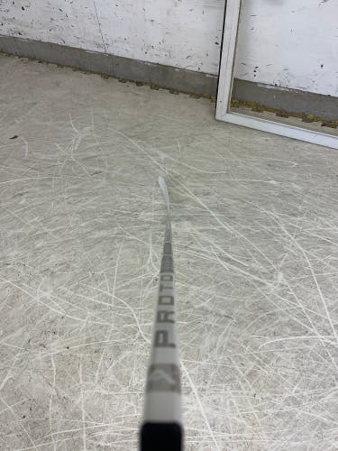 New Senior Bauer Right Handed P28 Pro Stock Proto R Hockey Stick