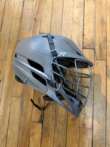 Cascade R Lacrosse Helmet - Gray