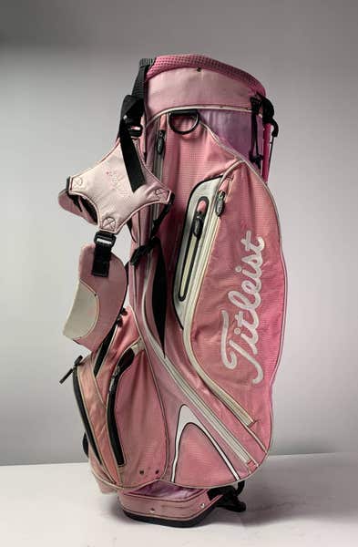 【限定カラー】タイトリスト Players4 スタンドバッグ　ピンクアウト 楽天市場】ゴルフ【数量限定】タイトリスト ピンクアウトコレクション