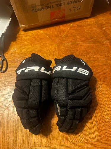 Used  True 12"  Catalyst 5X Gloves