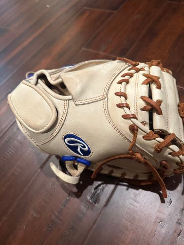 Rawlings Heart of the Hide Catchers glove