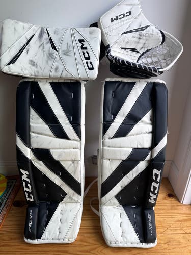 Used CCM Regular Extreme Flex 5.9 Goalie Full Set