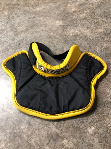 Vaughn Goalie Neck Guard Senior Black Yellow