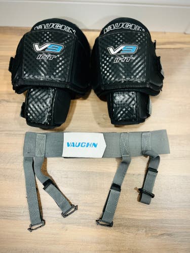 V9 Vaughn knee pads Intermediate