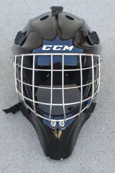 Used Senior Large Certified (but expired) CCM 9000 Goalie Mask