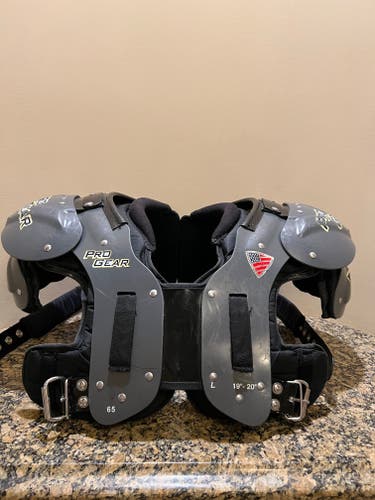 Large Pro Gear Shoulder Pads