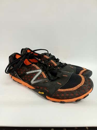 Used New Balance Senior 13 Indoor Soccer Turf Shoes