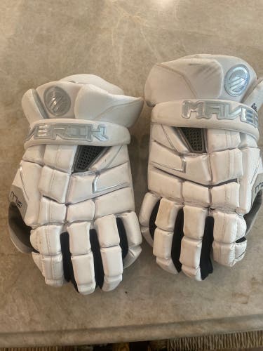 Used  Maverik 13" Lacrosse Gloves